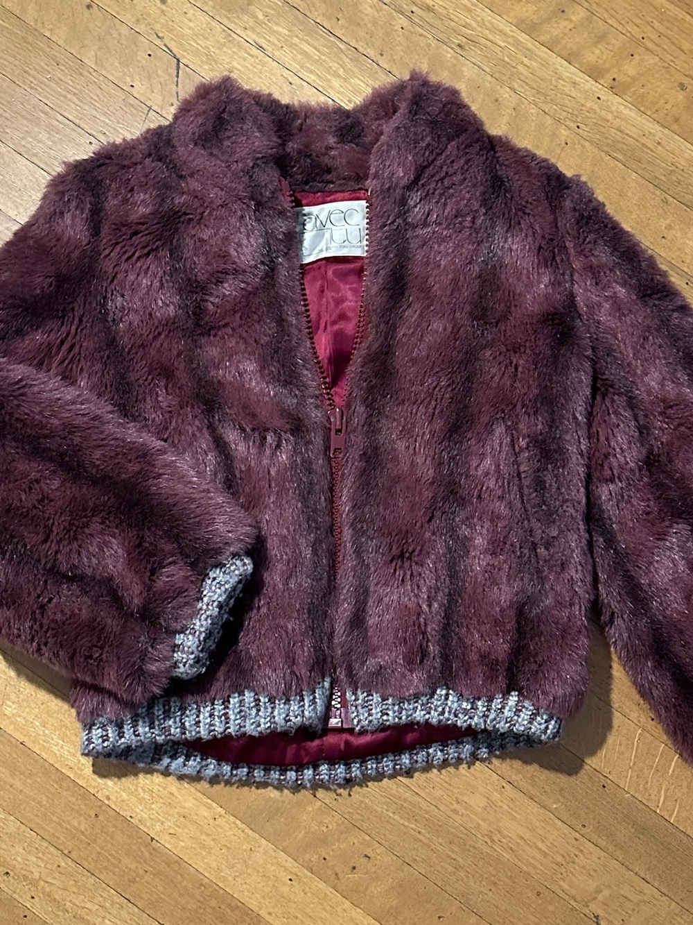 Avec Tu Burgundy Faux Fur Cropped Jacket